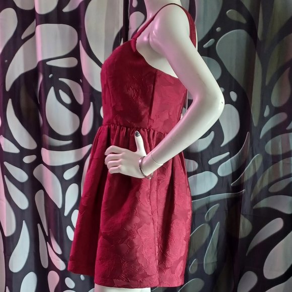 NWT Sachin & Babi Cherry Red Gail Formal Floral Jacquard Midi Dress - Picture 4 of 9